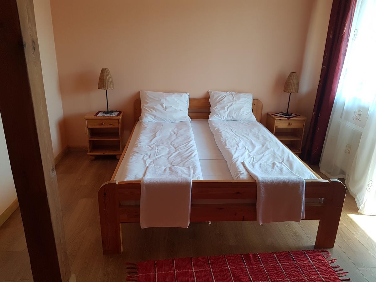 Aitinlauvas Hotel Tireli ภายนอก รูปภาพ